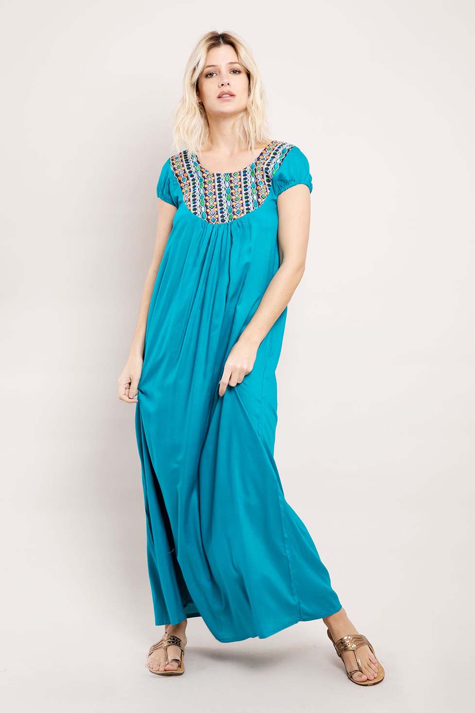 Vestido Largo Galon